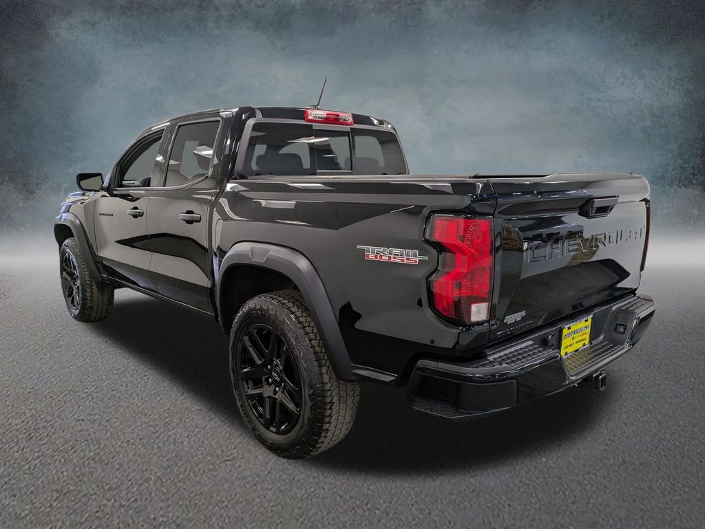 Used 2024 Chevrolet Colorado Trail Boss w/ Advanced Trailering Package AWD/4WD image 6