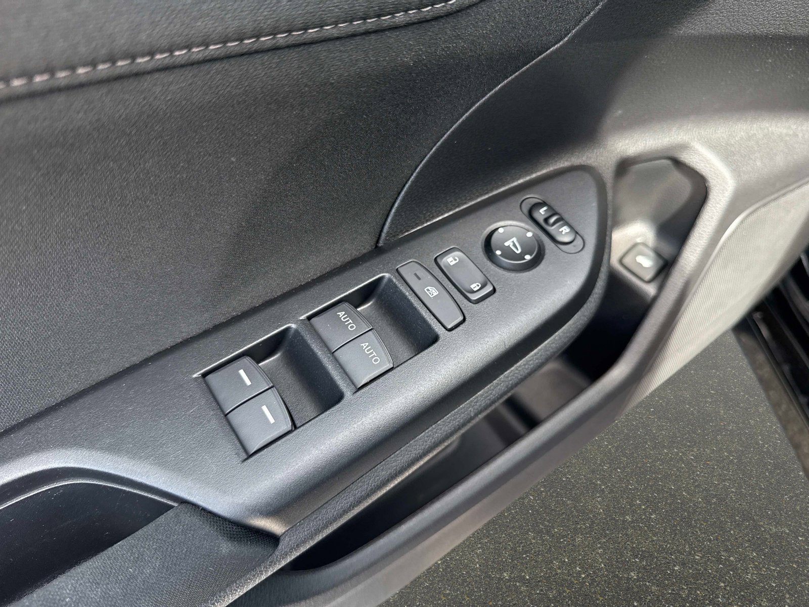 Used 2021 Honda Civic EX image 16