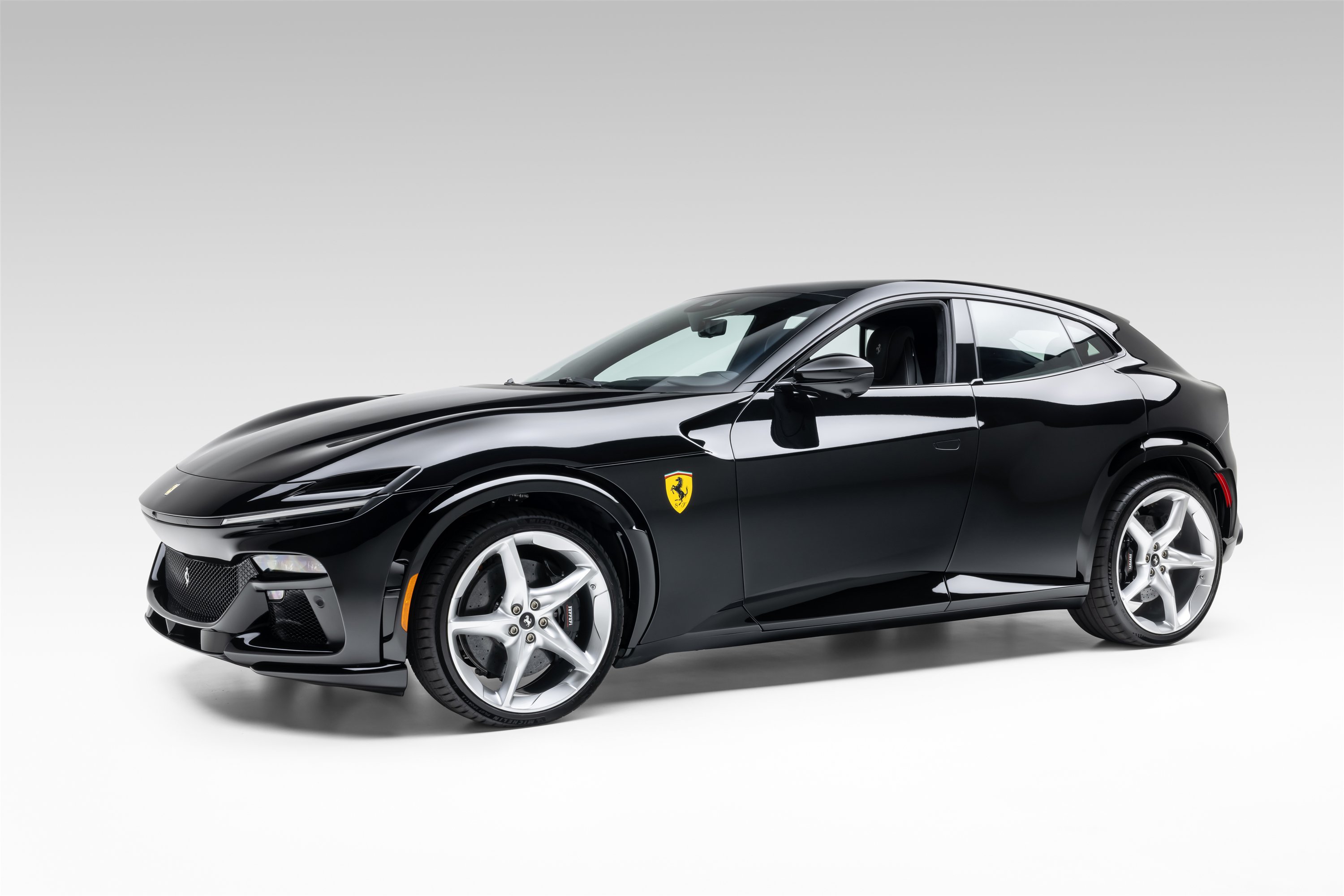 Used 2026 Ferrari Purosangue AWD/4WD image 3
