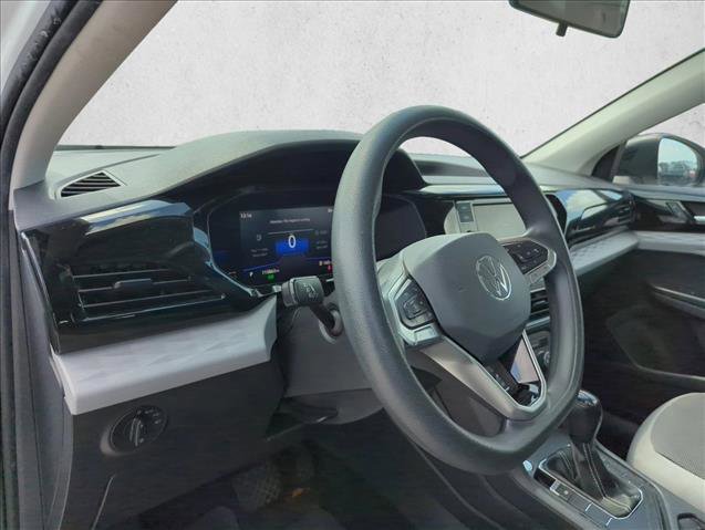 Used 2022 Volkswagen Taos S image 11