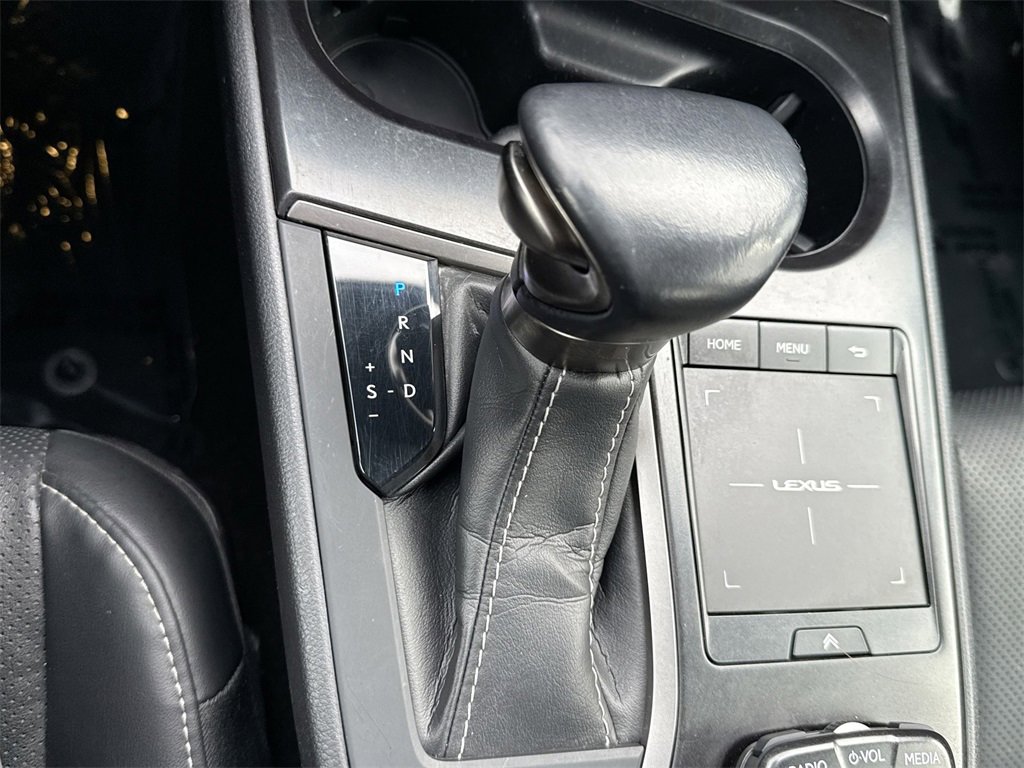 Used 2020 Lexus UX 250h 250h Base w/ Premium Package image 21