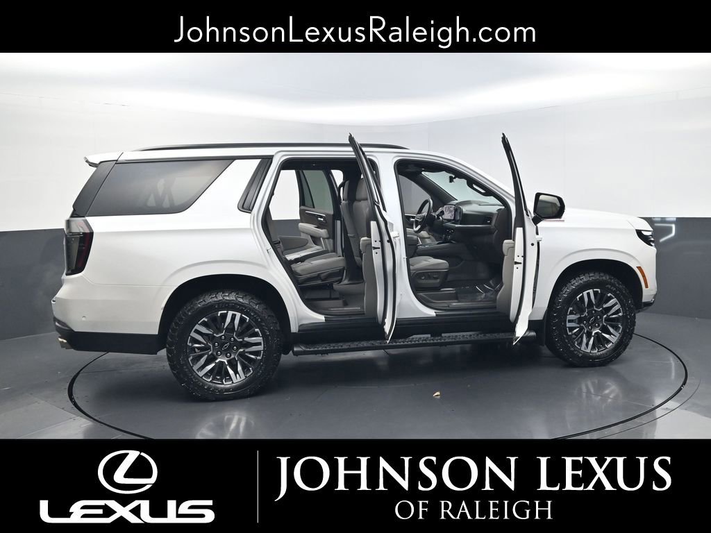 Used 2025 Chevrolet Tahoe Z71 w/ Z71 Off-Road Package AWD/4WD image 33