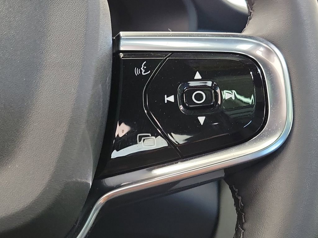 Used 2023 Polestar Polestar 2 w/ Pilot Pack image 23