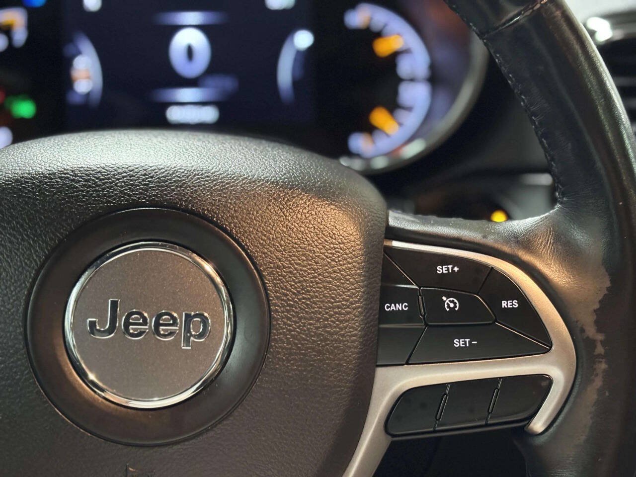 Used 2019 Jeep Grand Cherokee Limited w/ Luxury Group II AWD/4WD image 34
