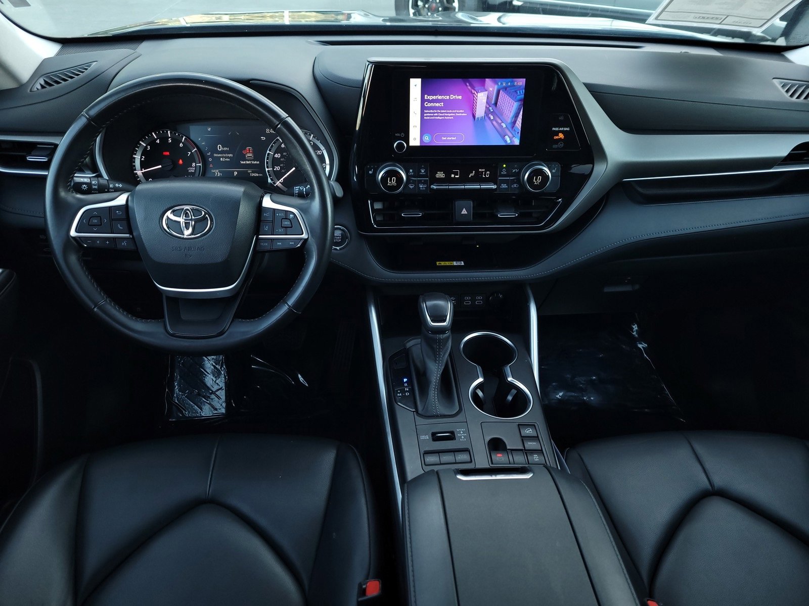 Certified 2023 Toyota Highlander XLE image 14