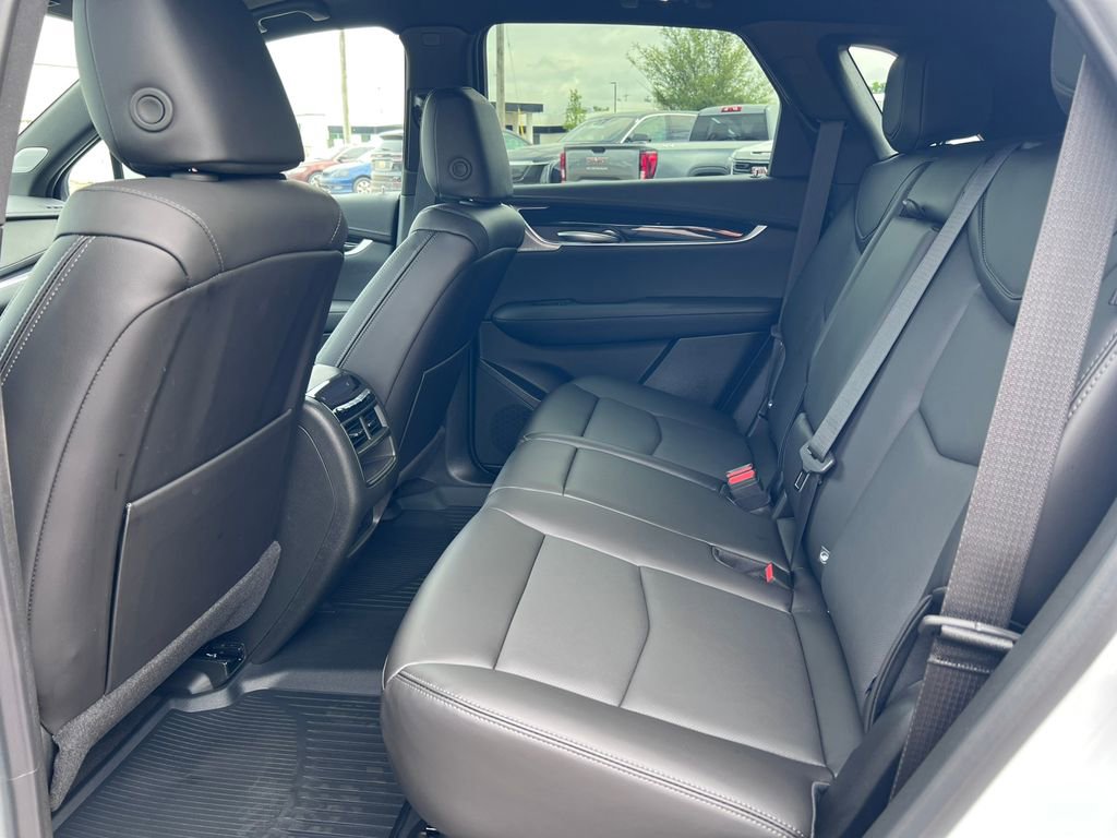 New 2026 Cadillac XT5 Premium Luxury w/ Driver Assist Package AWD/4WD image 4