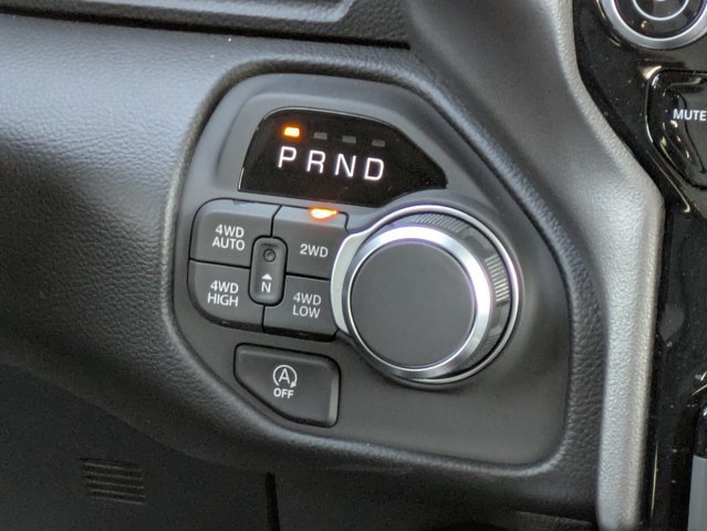 New 2026 RAM 1500 4x4 Crew Cab image 19