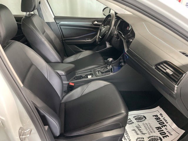 Used 2019 Volkswagen Jetta SEL FWD image 4