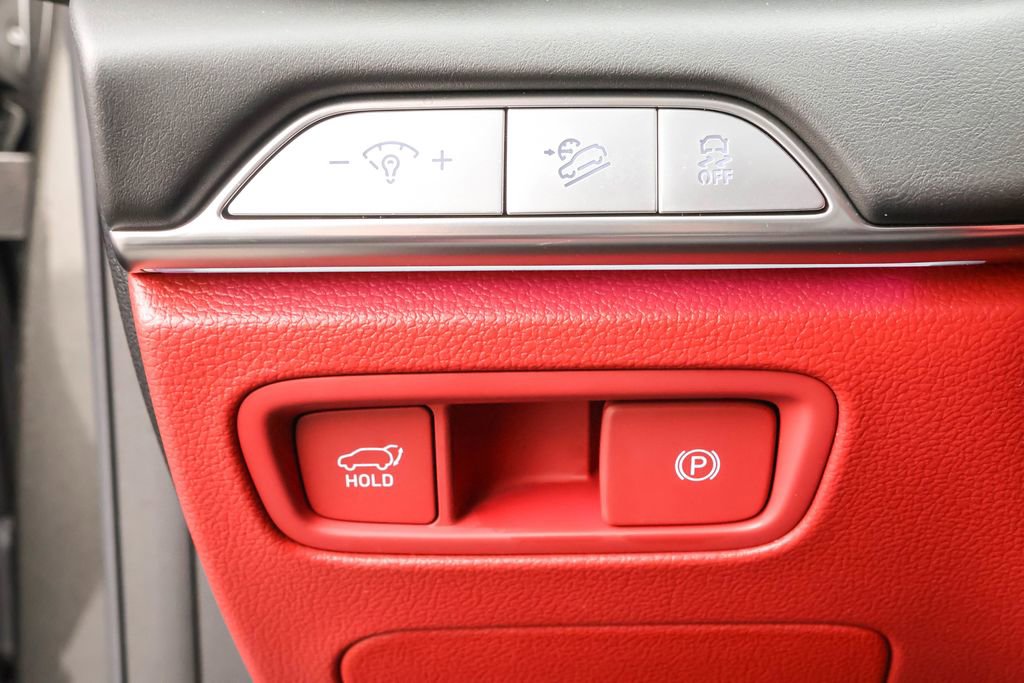 Used 2025 Genesis GV80 3.5T e-SC image 19