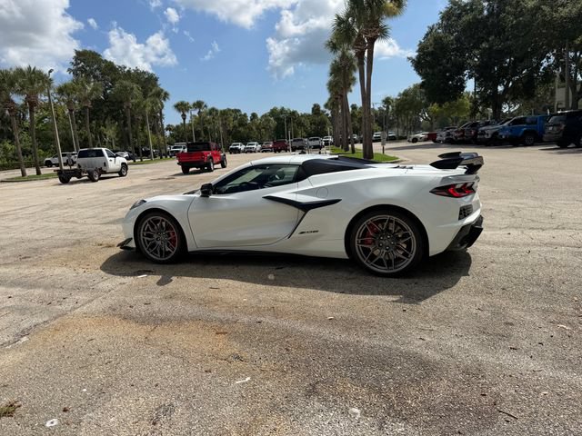 New 2027 Chevrolet Corvette Z06 RWD image 6