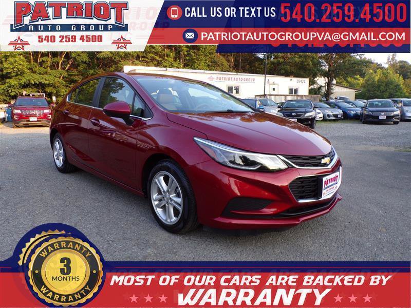 Used 2017 Chevrolet Cruze LT FWD image 1