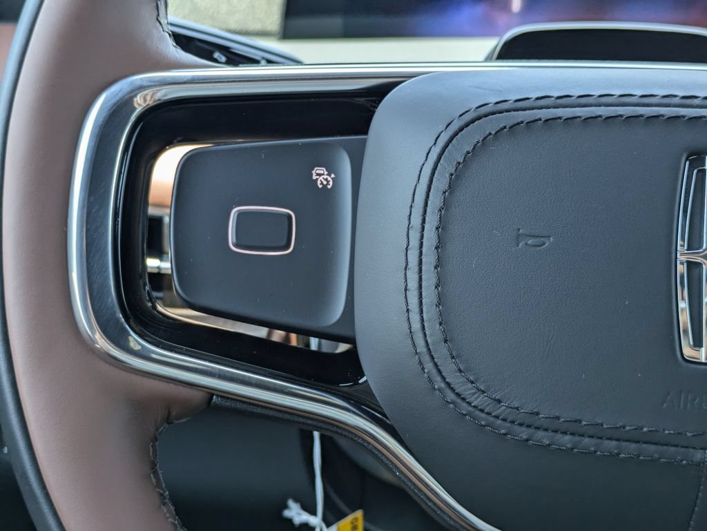 New 2027 Lincoln Navigator Reserve AWD/4WD image 28