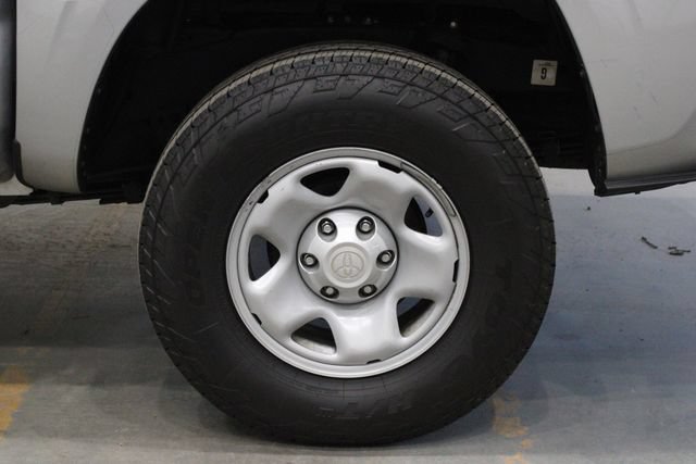 Used 2023 Toyota Tacoma SR AWD/4WD image 61