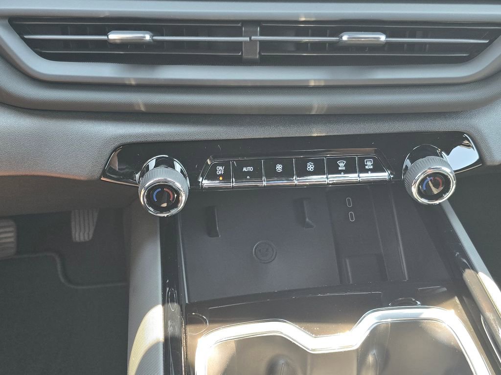 New 2026 Chevrolet Silverado EV LT image 13