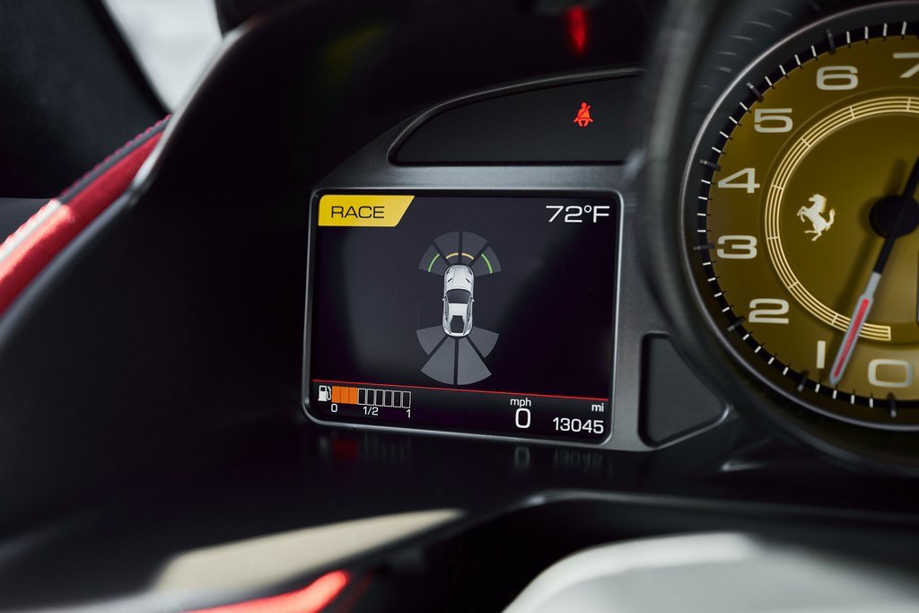 Used 2018 Ferrari 812 Superfast image 74