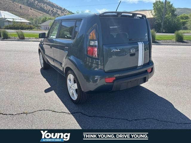 Used 2010 Kia Soul + w/ Denim Special Edition Pkg FWD image 5