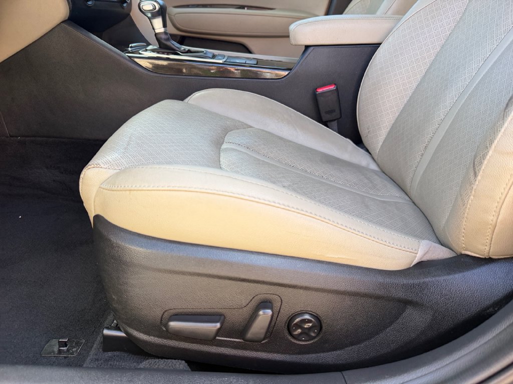 Used 2018 Kia Optima EX FWD image 11