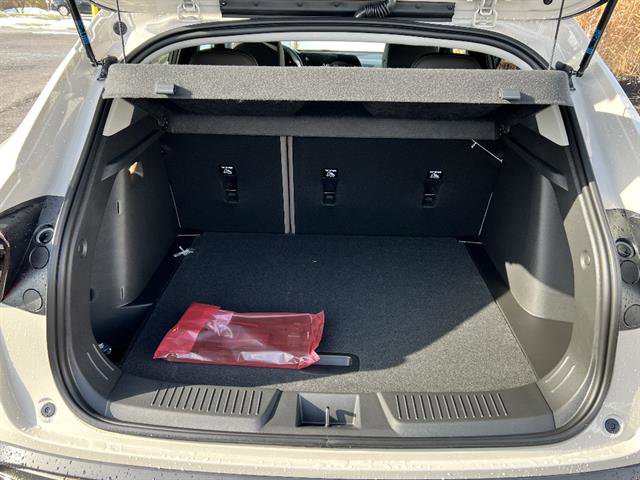 New 2026 Chevrolet Trax ACTIV w/ Sunroof Package image 5