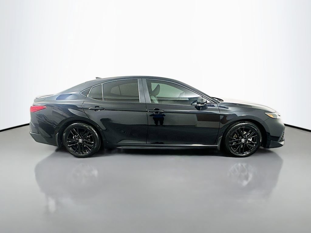 Certified 2025 Toyota Camry SE image 4