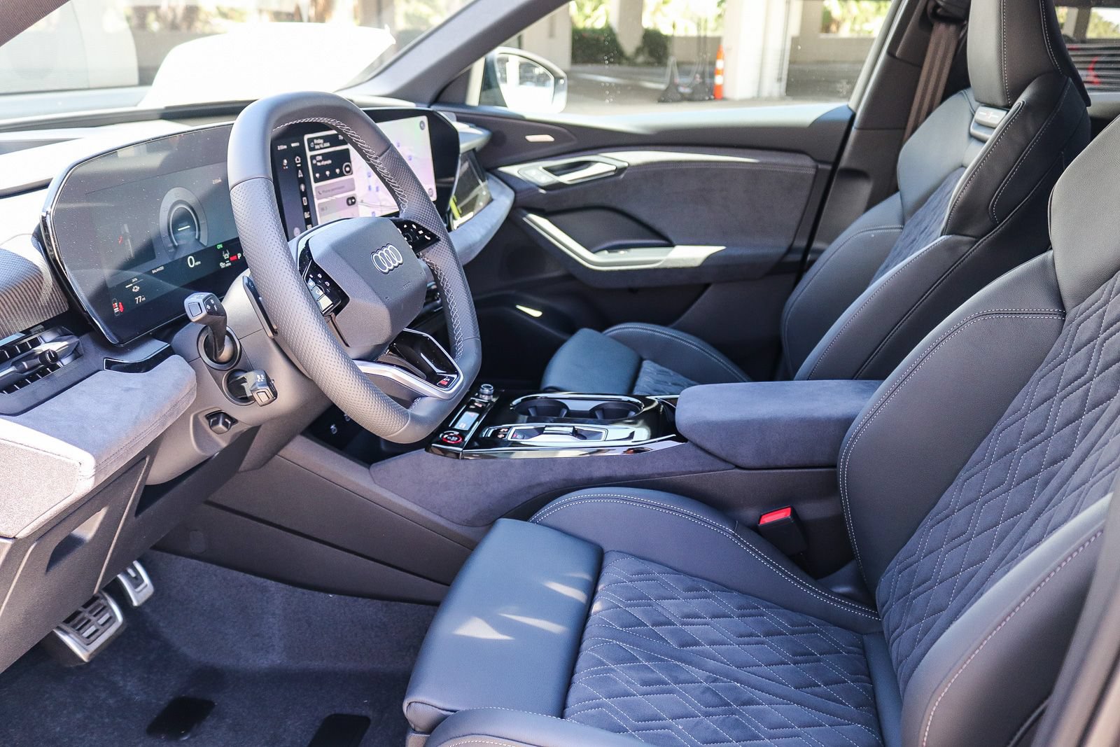 New 2027 Audi SQ6 e-tron Prestige AWD/4WD image 18