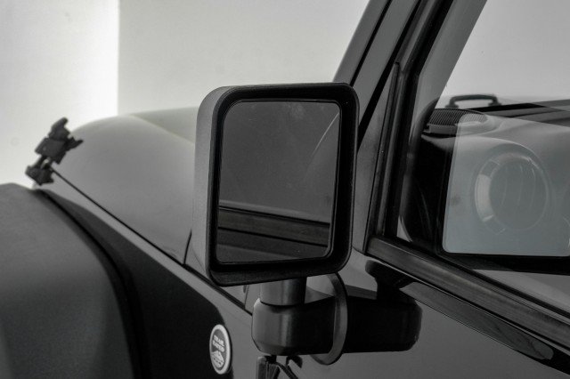 Used 2015 Jeep Wrangler Sport w/ Mopar Black Appearance Group AWD/4WD image 29