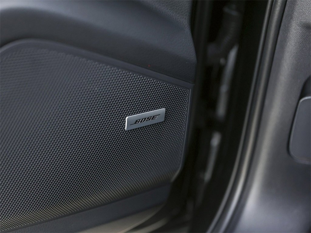 Certified 2025 Porsche Cayenne E-Hybrid Coupe image 29