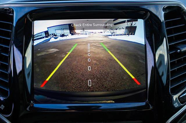 Used 2019 Jeep Cherokee Limited image 19