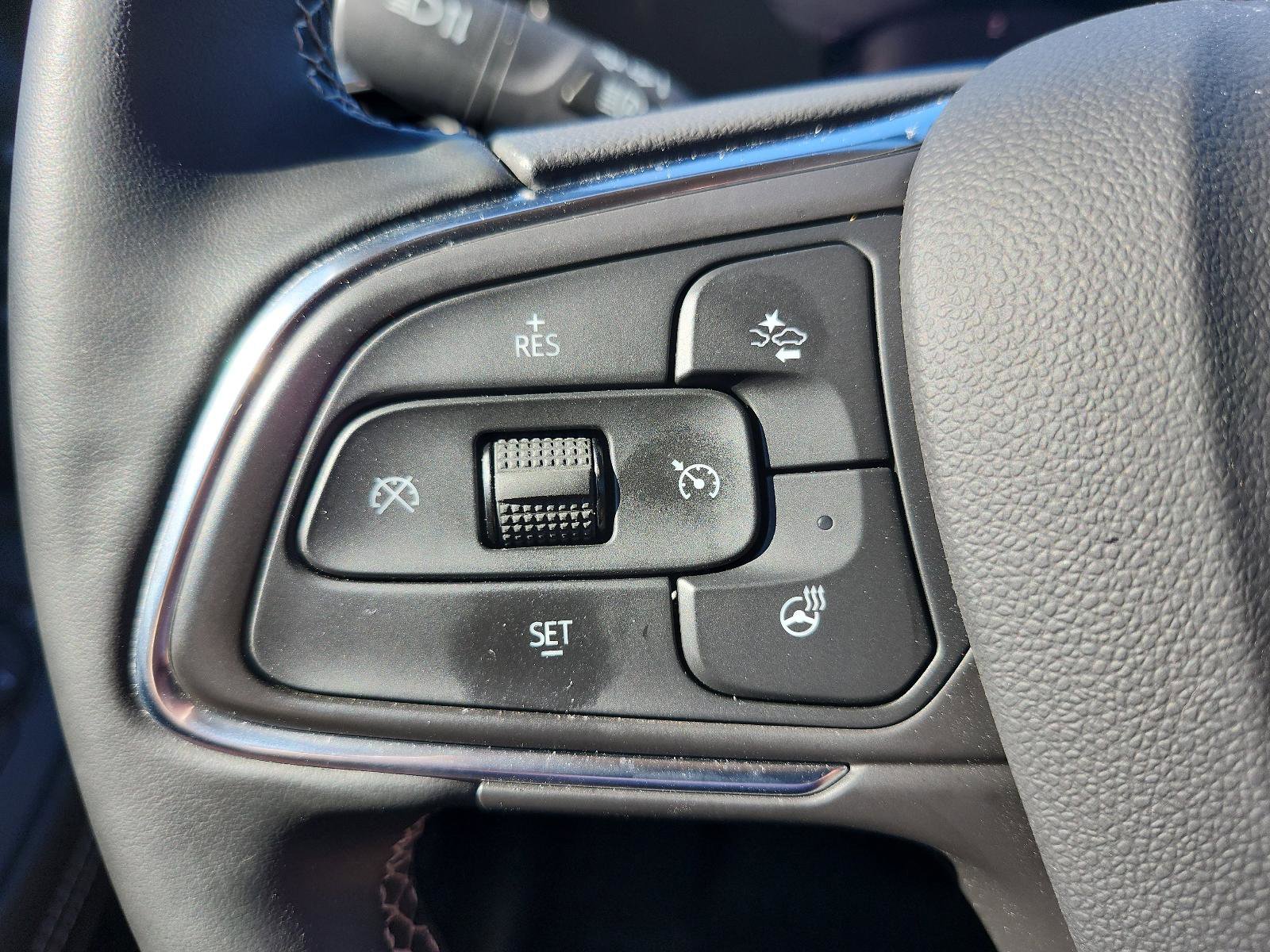 Certified 2025 Buick Encore GX Avenir w/ Avenir Technology Package image 24