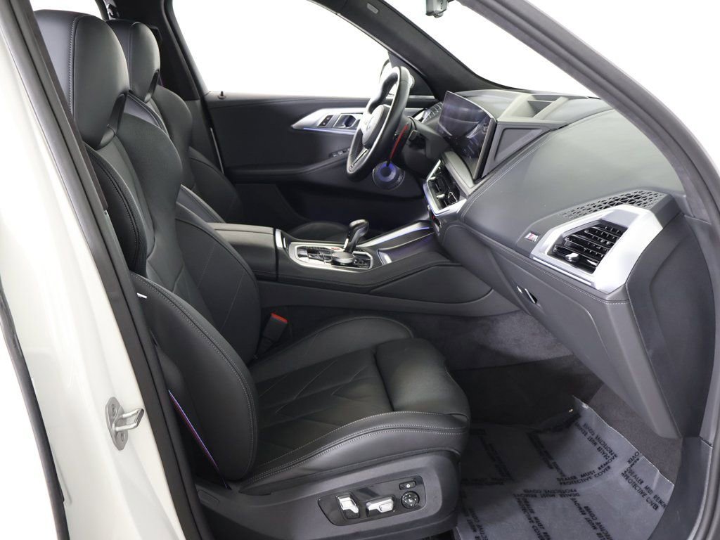 Used 2024 BMW XM image 34