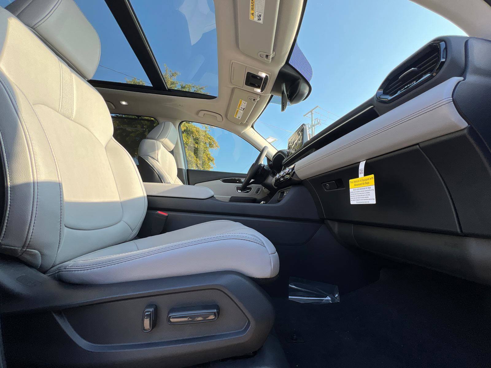 New 2025 Honda Pilot Touring image 43