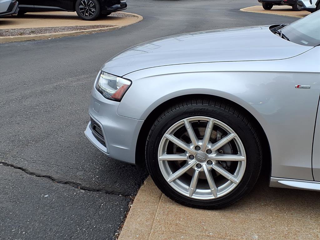 Used 2015 Audi A4 2.0T Premium image 16
