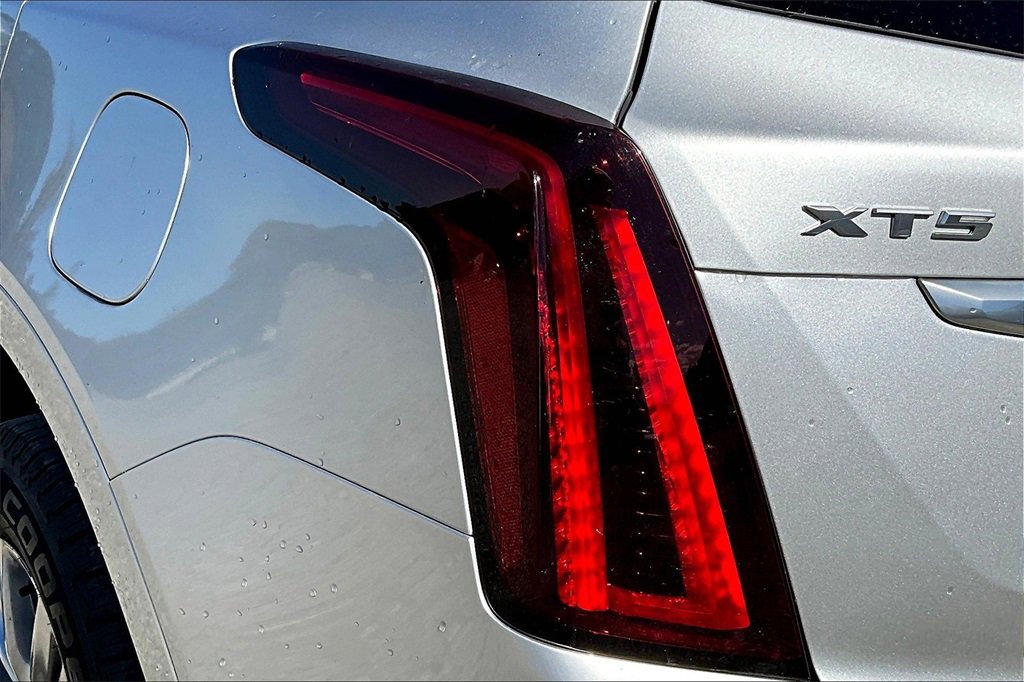 Used 2020 Cadillac XT5 Premium Luxury image 28