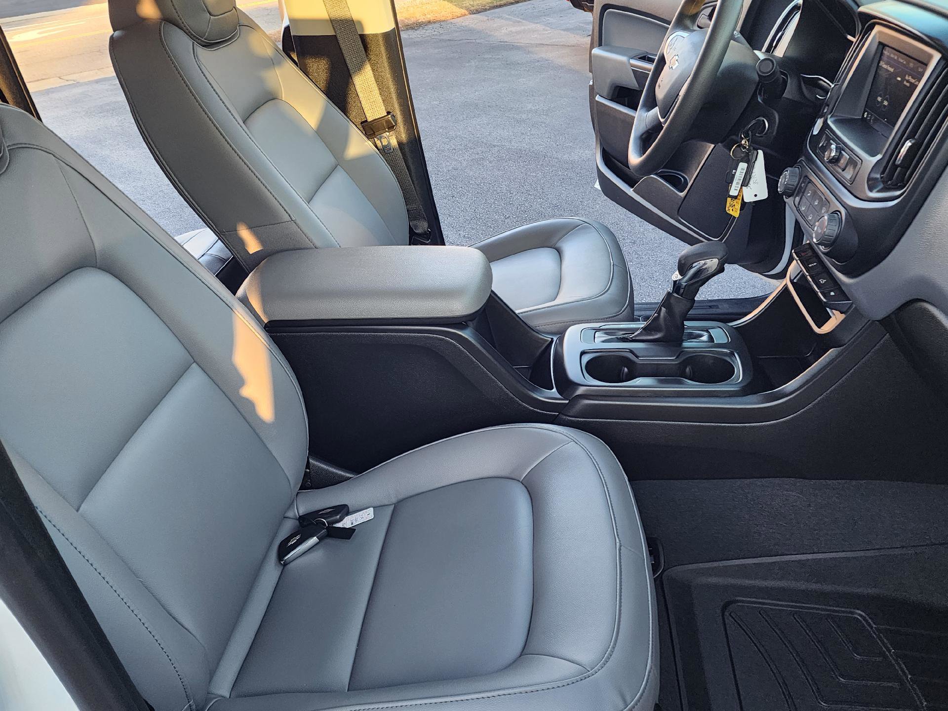 Used 2022 Chevrolet Colorado W/T w/ WT Convenience Package image 11