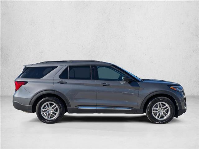Certified 2025 Ford Explorer Active image 4