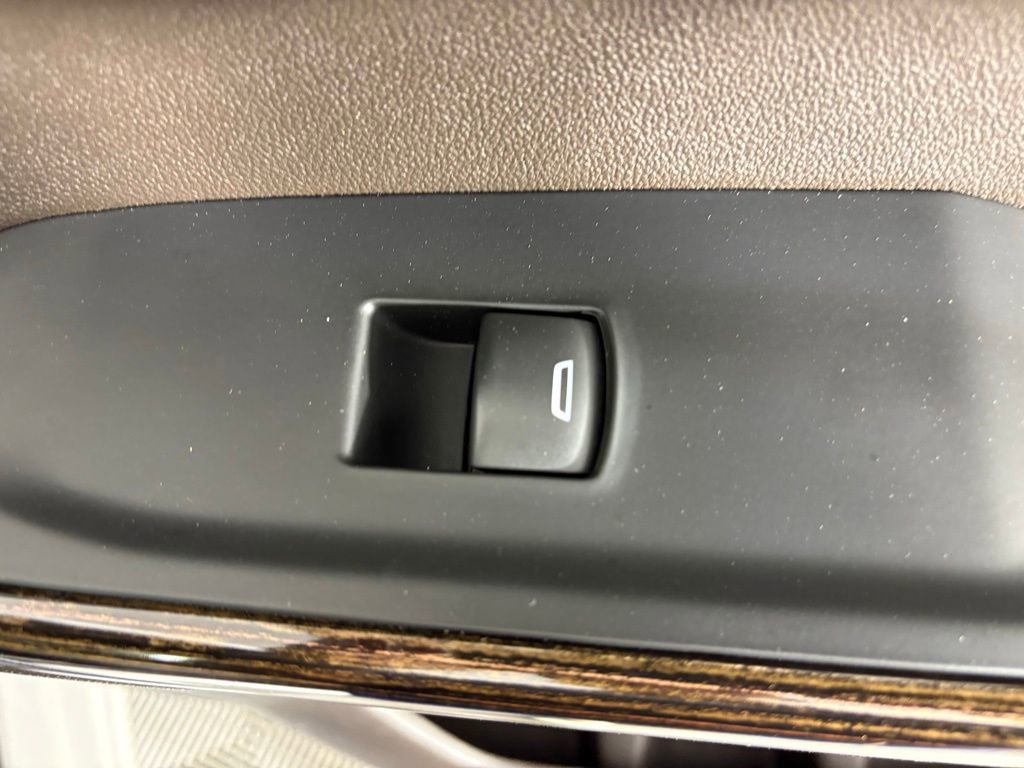 Used 2021 GMC Sierra 1500 SLE image 36