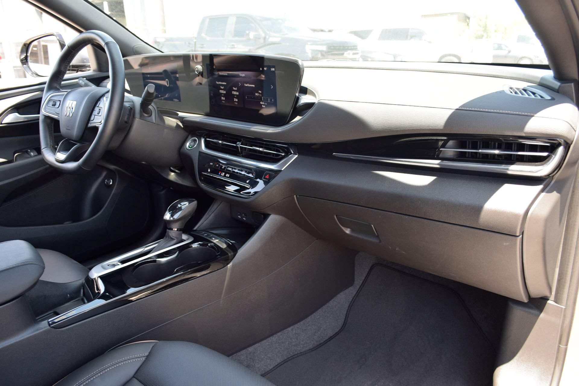 Used 2025 Buick Envista Avenir FWD image 22
