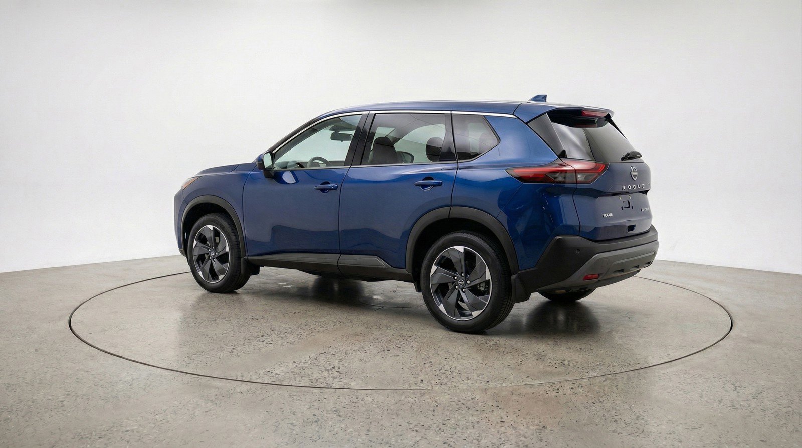 Used 2025 Nissan Rogue SV AWD/4WD image 6