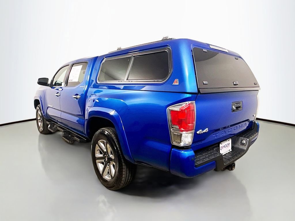 Used 2018 Toyota Tacoma Limited image 5