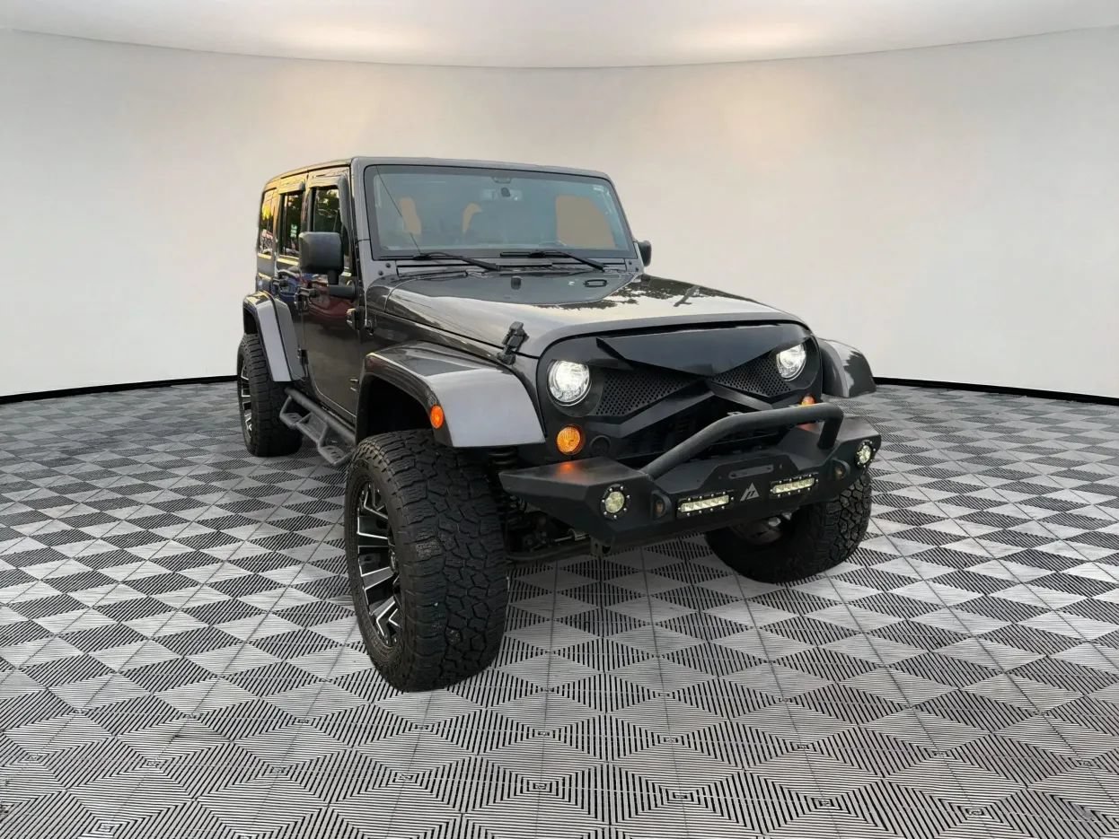 Used 2017 Jeep Wrangler Unlimited Sahara