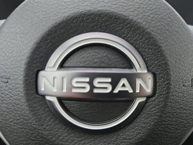 Certified 2025 Nissan Sentra SR FWD image 5