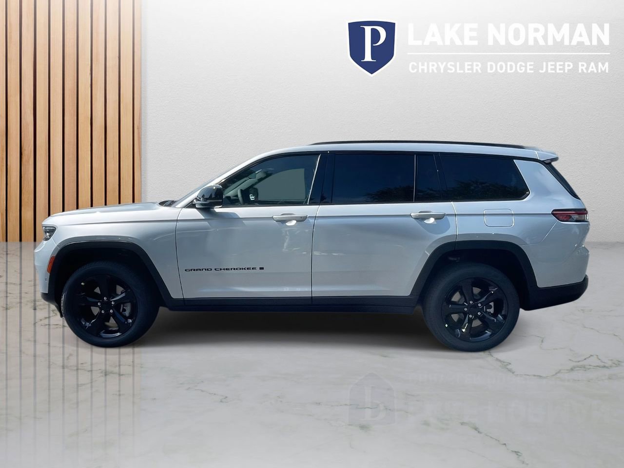 New 2025 Jeep Grand Cherokee L Limited w/ Luxury Tech Group II image 6