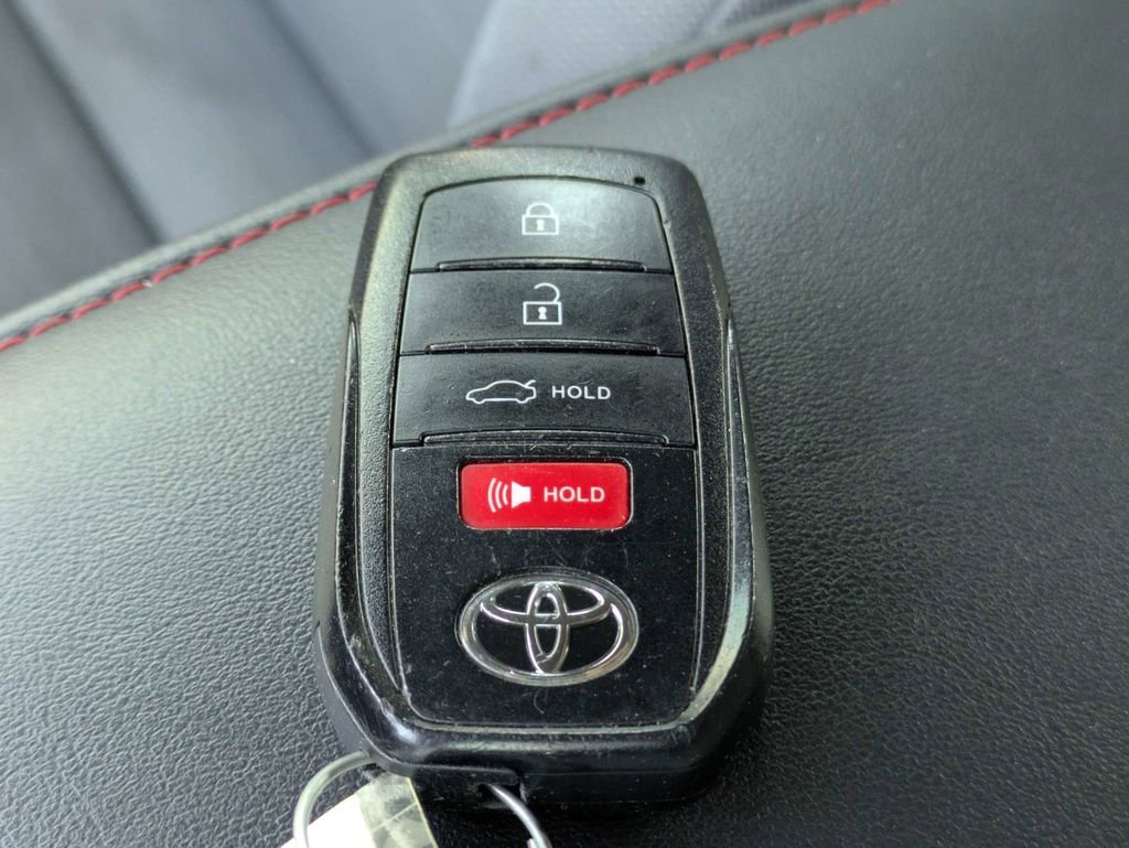 Used 2023 Toyota Corolla SE image 40