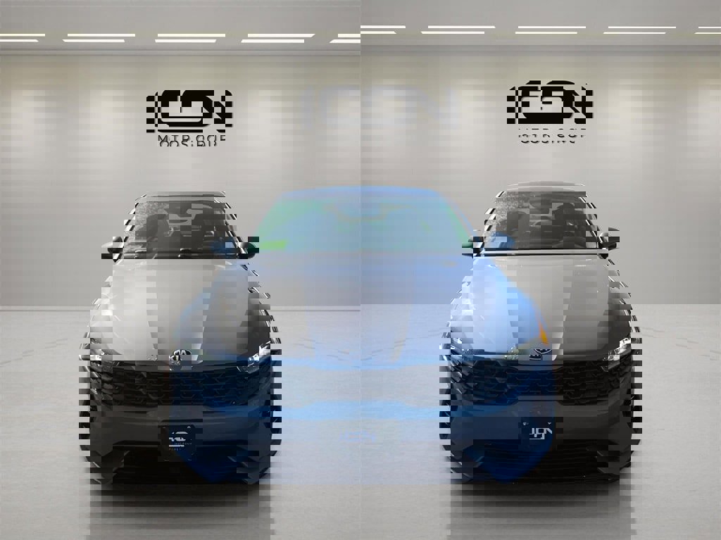 Used 2021 Kia K5 LXS image 12