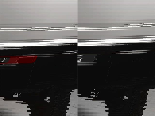 New 2024 Jeep Grand Wagoneer L Series III w/ HD Trailer Tow Package image 16