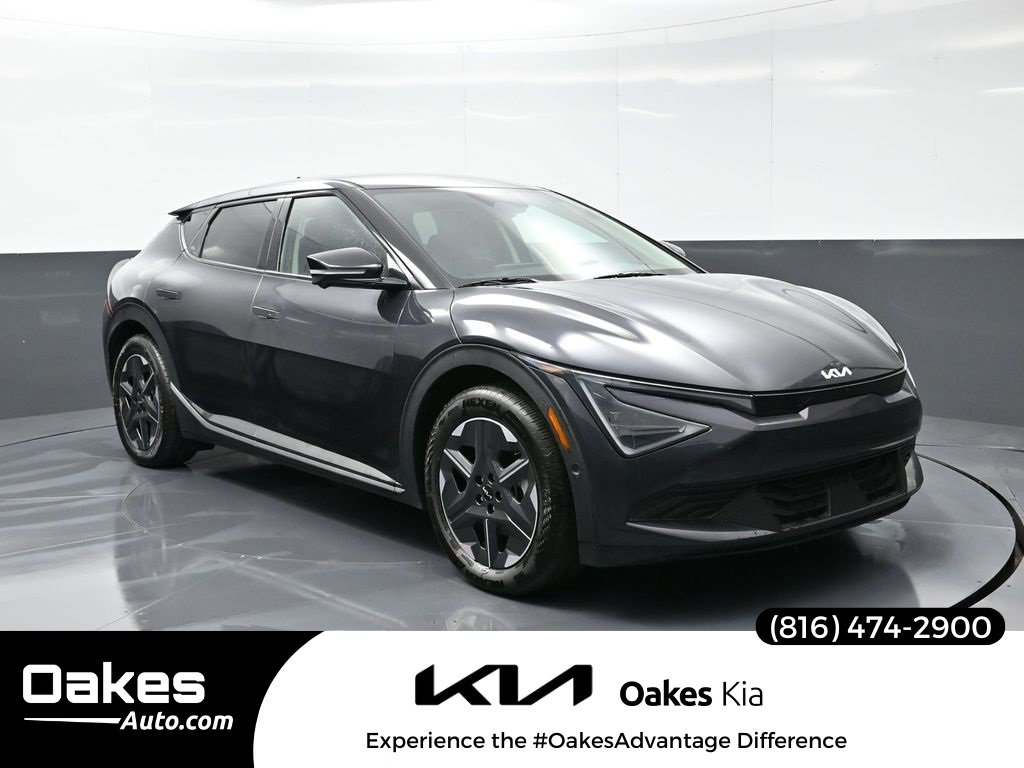 New 2025 Kia EV6 Light w/ Light LR Technology Package