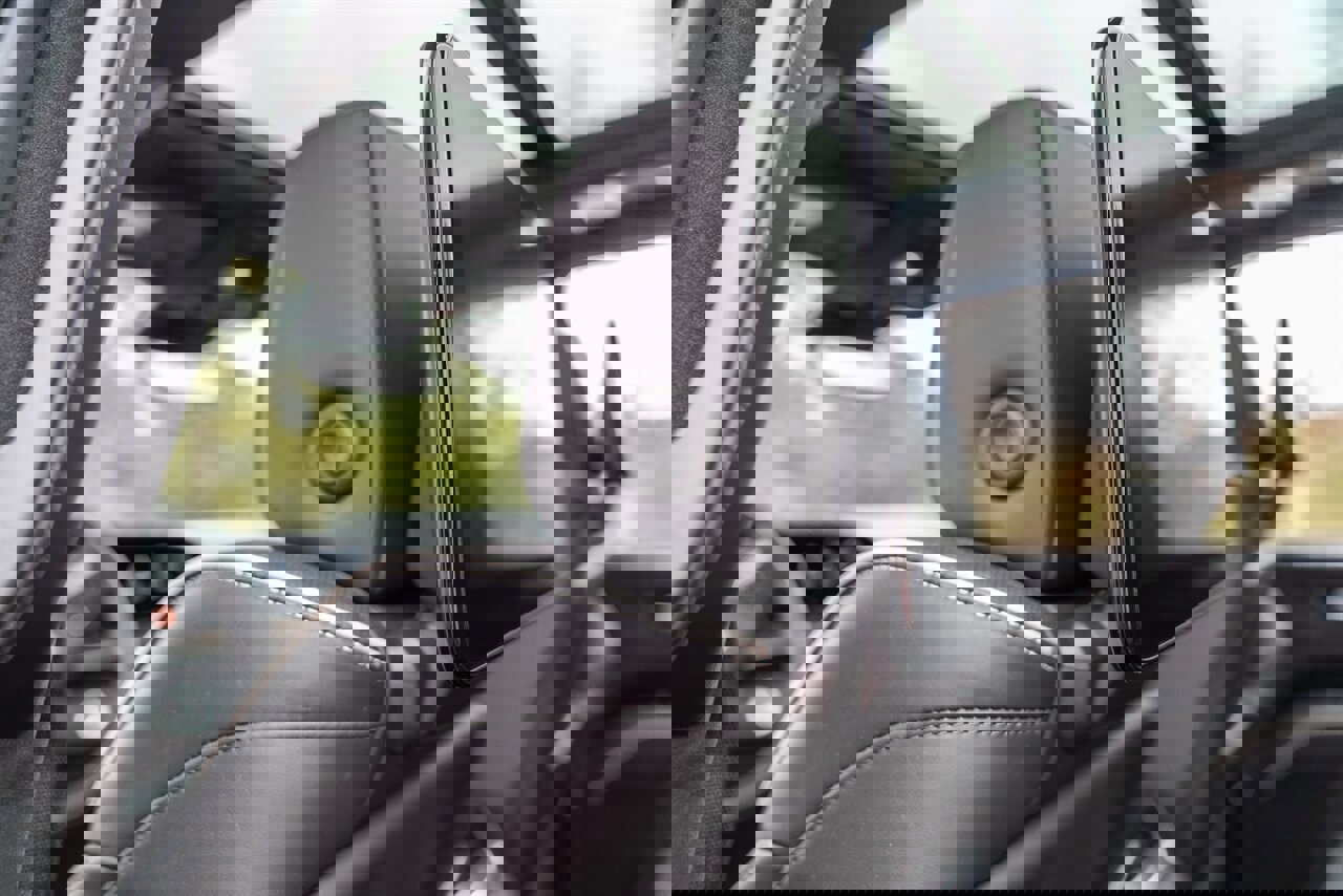 Used 2023 Cadillac Escalade Premium Luxury Platinum image 34