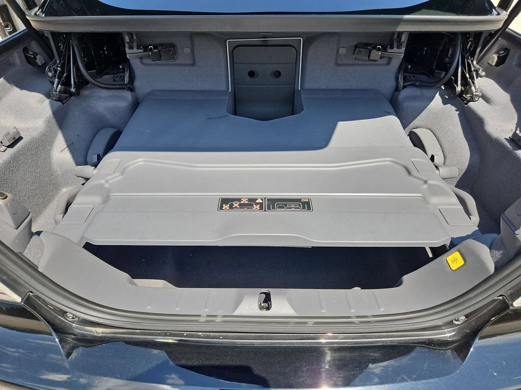 Used 2009 Volvo C70 T5 FWD image 26