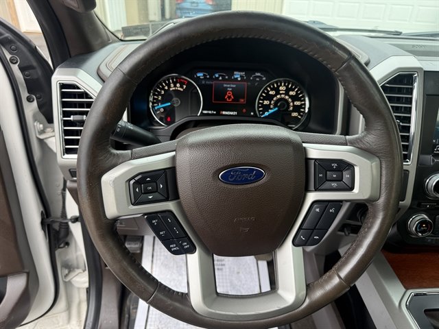 Used 2016 Ford F150 King Ranch w/ Equipment Group 601A Luxury AWD/4WD image 17