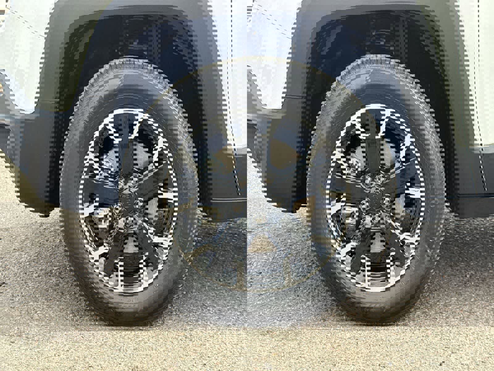 Used 2023 Jeep Renegade Latitude image 10