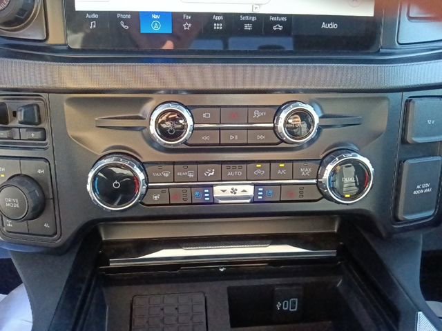 Used 2026 Ford F350 Platinum w/ FX4 Off-Road Package image 24